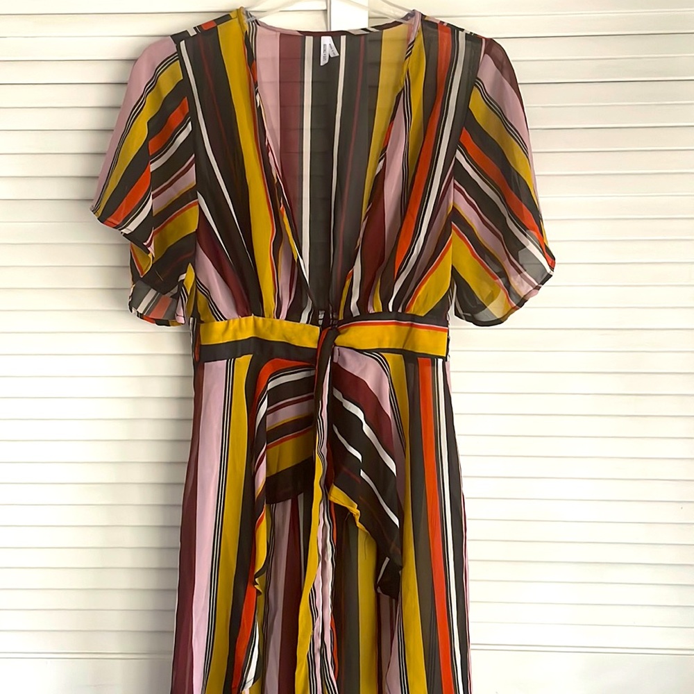 Live 4 Truth hi-lo belted kimono